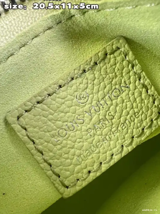WIS LOUIS Moon Mini VUITTON 0425